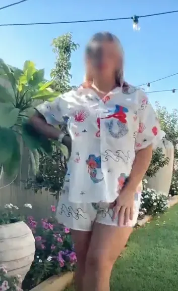 Aroa, 33 años