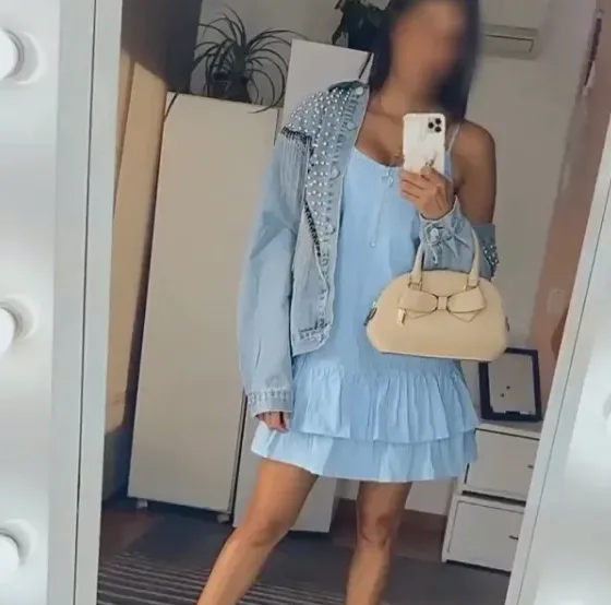Carlota, 40 años
