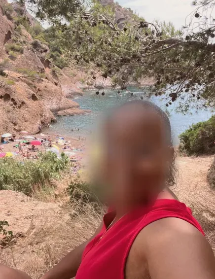 Nagore, 33 años